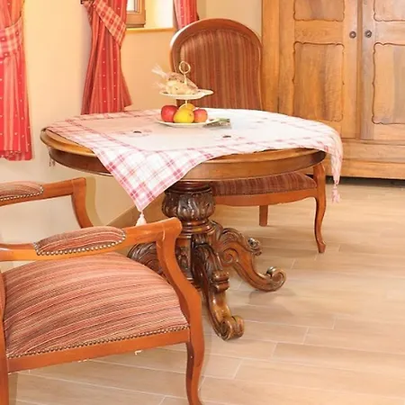 La Ferme De Louise Alojamento de Acomodação e Pequeno-almoço Hohengoeft